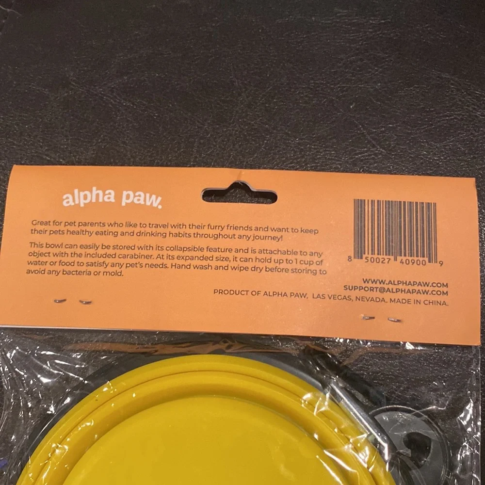 NWT Alpha Paw Yellow Collapsible Bowl For Pets 12 fl oz